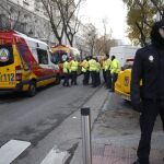 Varias ambulancias junto a la sede del PP