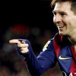 El delantero argentino del FC Barcelona Lionel Messi marcó tres de los goles de su equipo; Piqué y Pedro completaron la manita