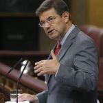 El ministro de Justicia, Rafael Catalá, durante su intervención en el pleno del Congreso