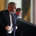 El embajador de Ucrania en Bielorrusia llega a la reunión del Grupo de Contacto que aborda el proceso de paz en el este de Ucrania.