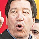 El alcalde de Puerto Real multado con 6800 euros por injurias al Rey
