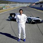 Pedro Martínez de la Rosa espera acabar con la mala suerte en Montmeló