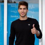 Lucas Silva, a la salida del Hospital Sanitas La Moraleja