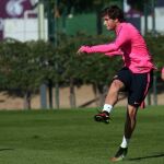 Sergi Roberto recibió el alta tras probarse a jugar con el grupo