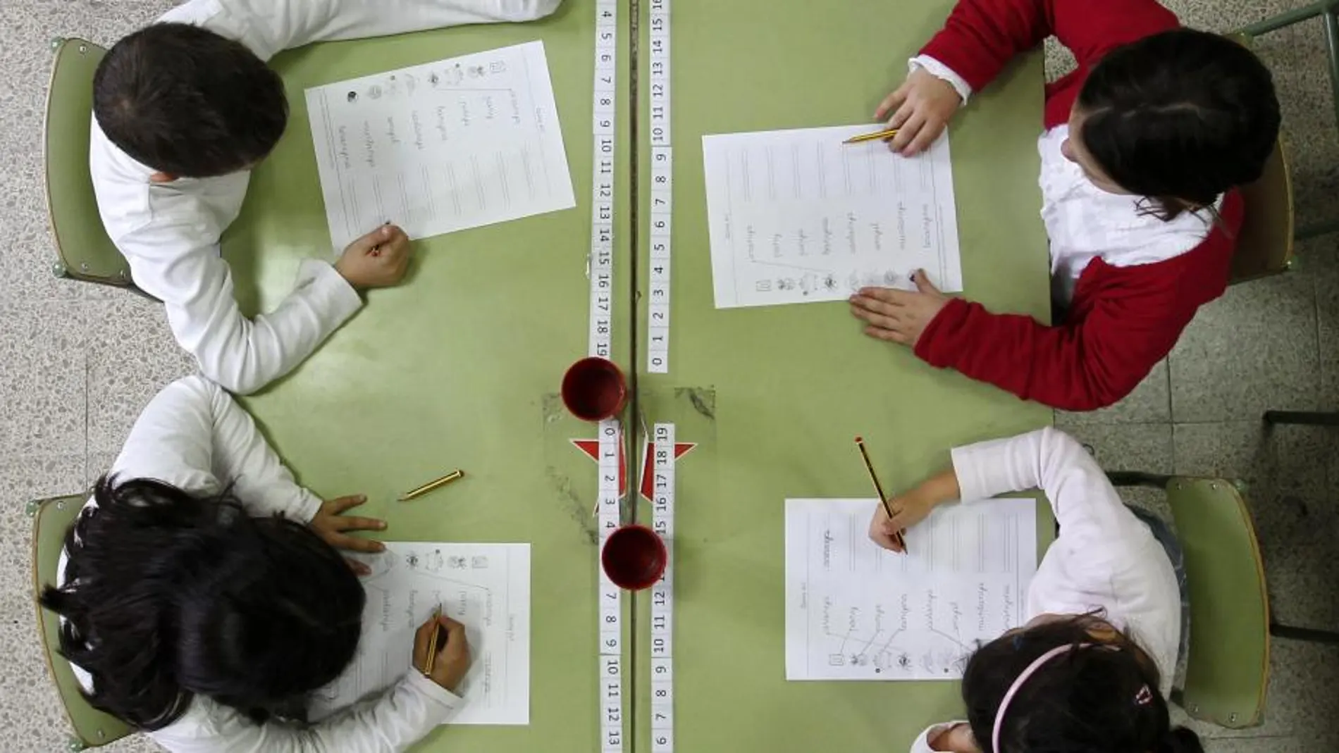 Educación recibe 322 peticiones en Cataluña para estudiar en castellano