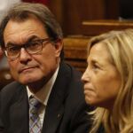 Artur Mas y Joana Ortega hoy en el Parlament catalán.