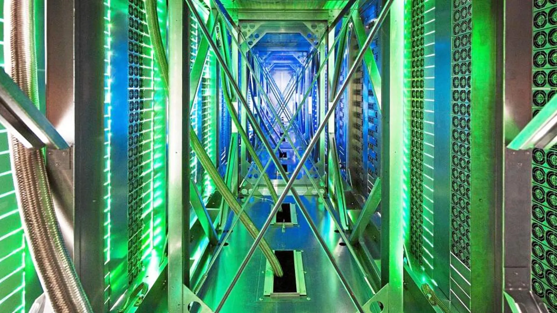 Vista del interior de una base de datos de Google, una de las empresas que se ha sumado a OpenPOWER