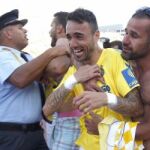 Aficionados de la UD Las Palmas lanzaron sillas desde la grada, al término del partido ante el Córdoba