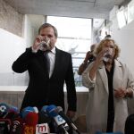 Carmona y Carmena en la rueda de prensa en la que han anunciado su acuerdo