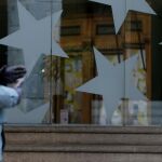 Uno de los guardias civiles que habitualmente custodian la entrada de la sede de la Consejería de la Presidencia.
