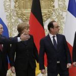 De izquierda a derecha, el presidente de Bielorrusia, Alexander Lukashenko; Vladimir Putin; Angela Merkel; Francois Hollande y Petro Poroshenko.
