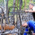 La quema de cinco autobuses en Vizcaya supondría el acto más grave de «kale borroka» perpetrado desde que ETA anunciara el cese definitivo de la violencia.