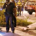 La rama cayó sobre el hombre que caminaba por la calle Virgen de Las Viñas a la diez de la noche