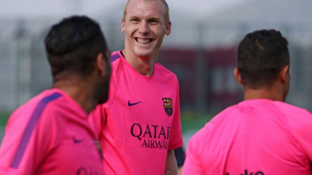 Mathieu, que se perdió la ida ante el Atlético, ya está de vuelta