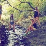 Taylor Swift junto a sus amigas en Honolulu