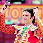 José Tomás y Perera, a hombros