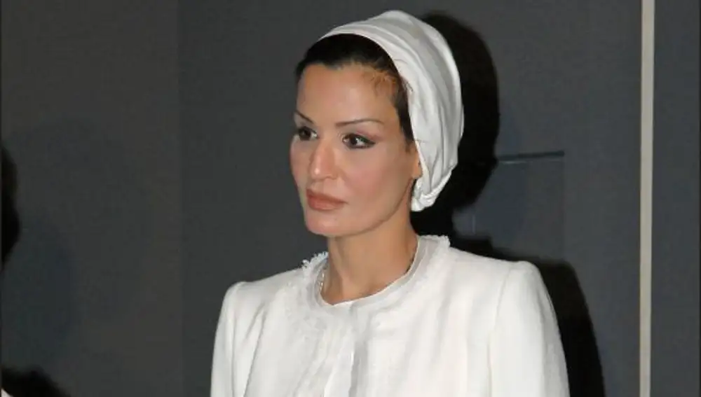 La jequesa Mozah Bint Naser Al Misnad