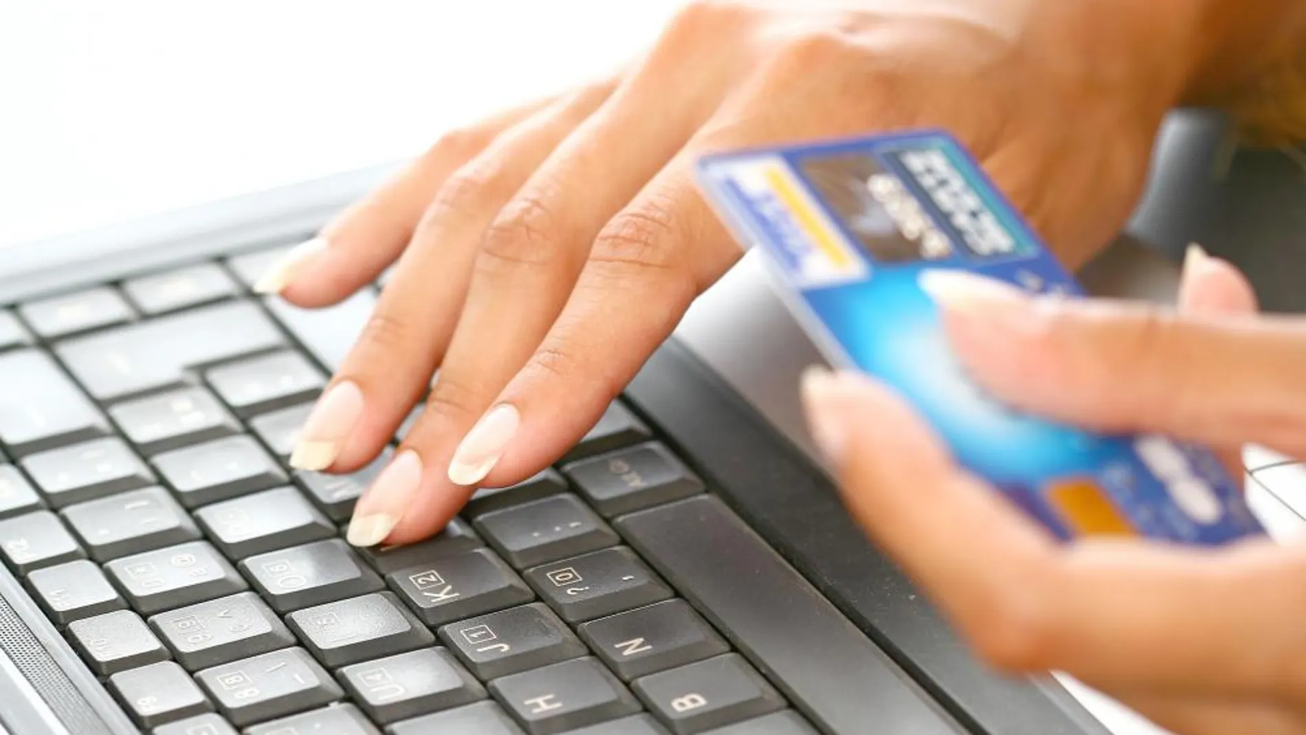 El 37% de los murcianos planea hacer sus compras navideñas por Internet