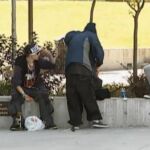 Imagen de un grupo de jóvenes en un parque de la localidad