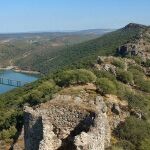 Vista desde el castillo del Parque Nacional de Monfragüe.