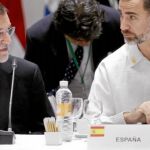 El presidente del Gobierno, Mariano Rajoy, y el Rey, Felipe VI, ayer en Veracruz