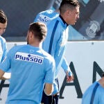 Lucas saluda a sus compañeros