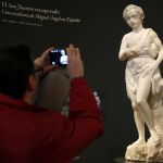 La única escultura de Miguel Ángel que se conserva en España, San Juanito, que tras su reciente y compleja intervención en el Opificio delle Pietre Dure (Centro de Restauración) de Florencia, se exhibirá en el Prado