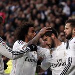 Kroos, Marcelo y Nacho felicitan a Isco, autor del gol que abrió el marcador