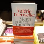 Vista dede "Merci pour ce moment"(Gracias por este momento), el libro de la periodista francesa Valérie Trierweiler