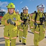 Bomberos de una de las concesiones de servicios de la empresa Transfield en Perth (Australia).