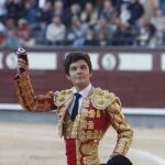 Del Álamo impacta en el arranque de Hogueras