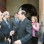Juan Vicente Herrera saluda a Lanzarote, en presencia de Ruipérez, Fernández Mañueco, Salgueiro y Mateos