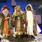 Melchor, Gaspar y Baltasar antes de dirigirse a los niños madrileños