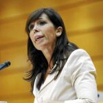 Sánchez-Camacho: «El PSOE ha caído en una clara contradicción»