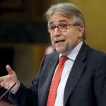 CiU ve una huida hacia delante para tapar la crisis y que no beneficia a Cataluña