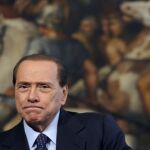 Berlusconi: «Mejor que me gusten las mujeres guapas que los gays»
