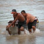 «El balsero nos animó a subir»