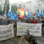 El bilngüismo en la escuela fue otra de las banderas de un acto de Impulso Ciudadano que respaldaron PP, UPyD y Ciutadans, entre otros