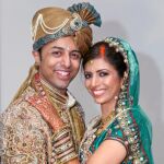 El millonario Shrien Dewani y su difunta esposa, Anni, en una imagen de su boda, poco antes de que ella fuera asesinada
