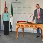 La presidenta en funciones de la Junta, Susana Díaz, durante la toma de posesión del rector de Jaén.