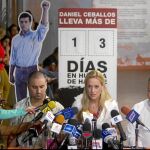 Lilian Tintori, esposa del preso Leopoldo López, presenta ayer las movilizaciones
