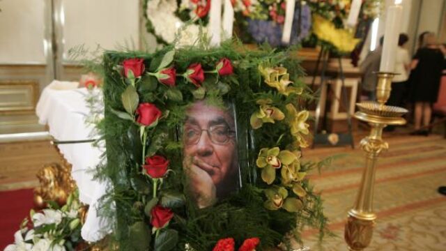 Portugal despide a Saramago: «Obrigado, José»
