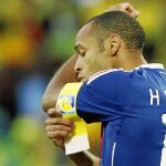 La selección francesa llegó a París después de haber sido eliminada en el Mundial