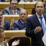 Pío García Escudero volvió a enfrentarse a Zapatero en el Senado