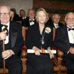 Puértolas en la ceremonia de ingreso en la Academia