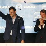 Rajoy dice que la victoria del PP refleja la voluntad de cambio de españoles