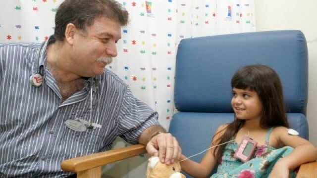 El director del departamento de Endocrinología del hospital, Moshé Philip