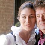 El cantaor, junto a su hija Estrella, en Granada, en noviembre de 2006
