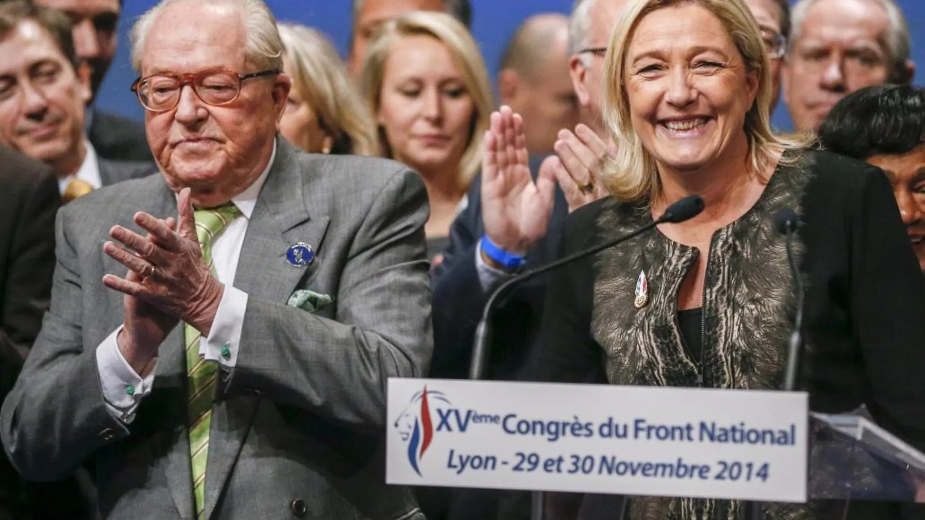 Jean-Marie Le Pen y su hija Marine en Lyon el pasado mes de noviembre