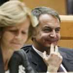 El presidente del Gobierno, José Luis Rodríguez Zapatero y la vicepresidenta segunda y ministra de Economía y Hacienda, Elena Salgado